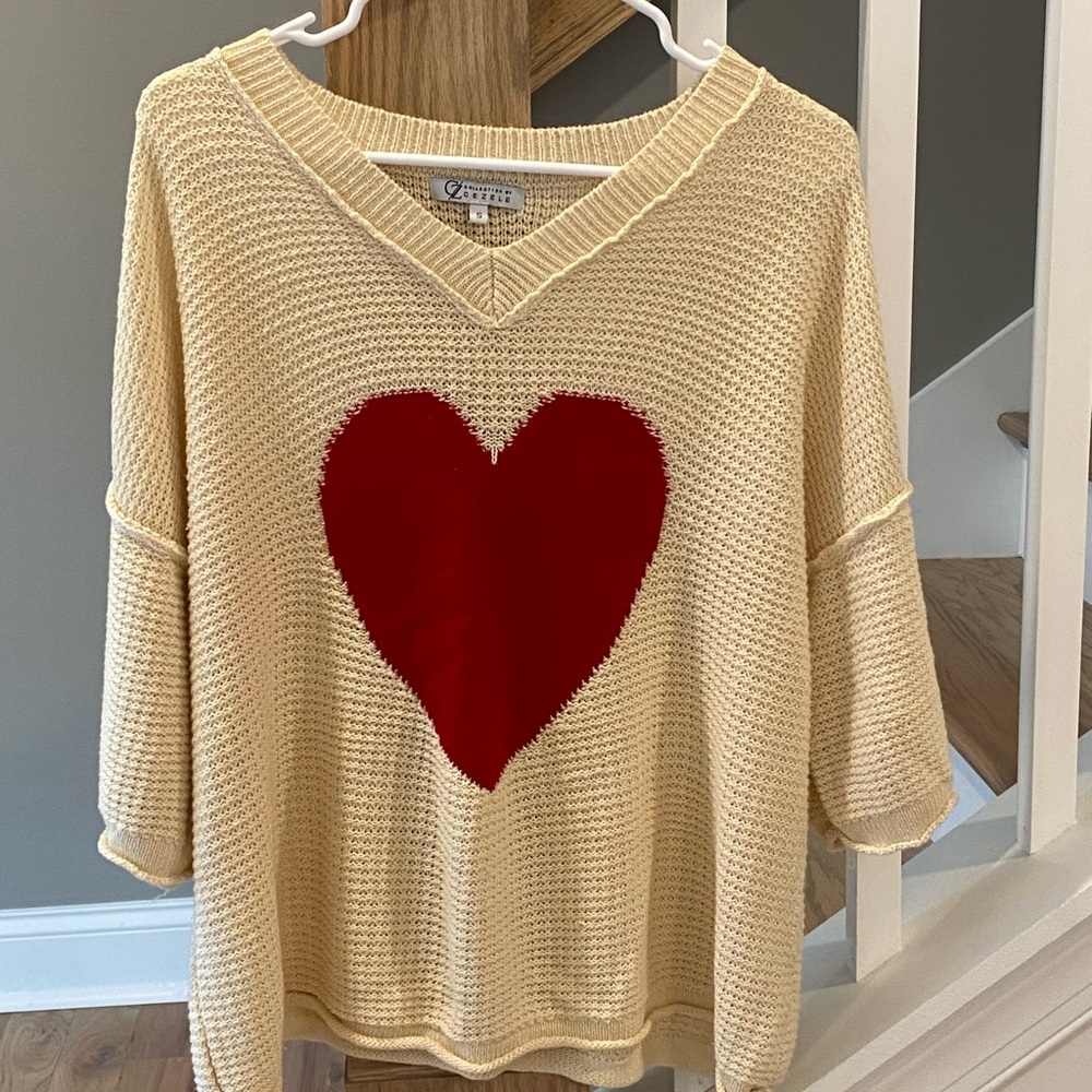Cream V-Neck soft, thin Sweater with Red Heart